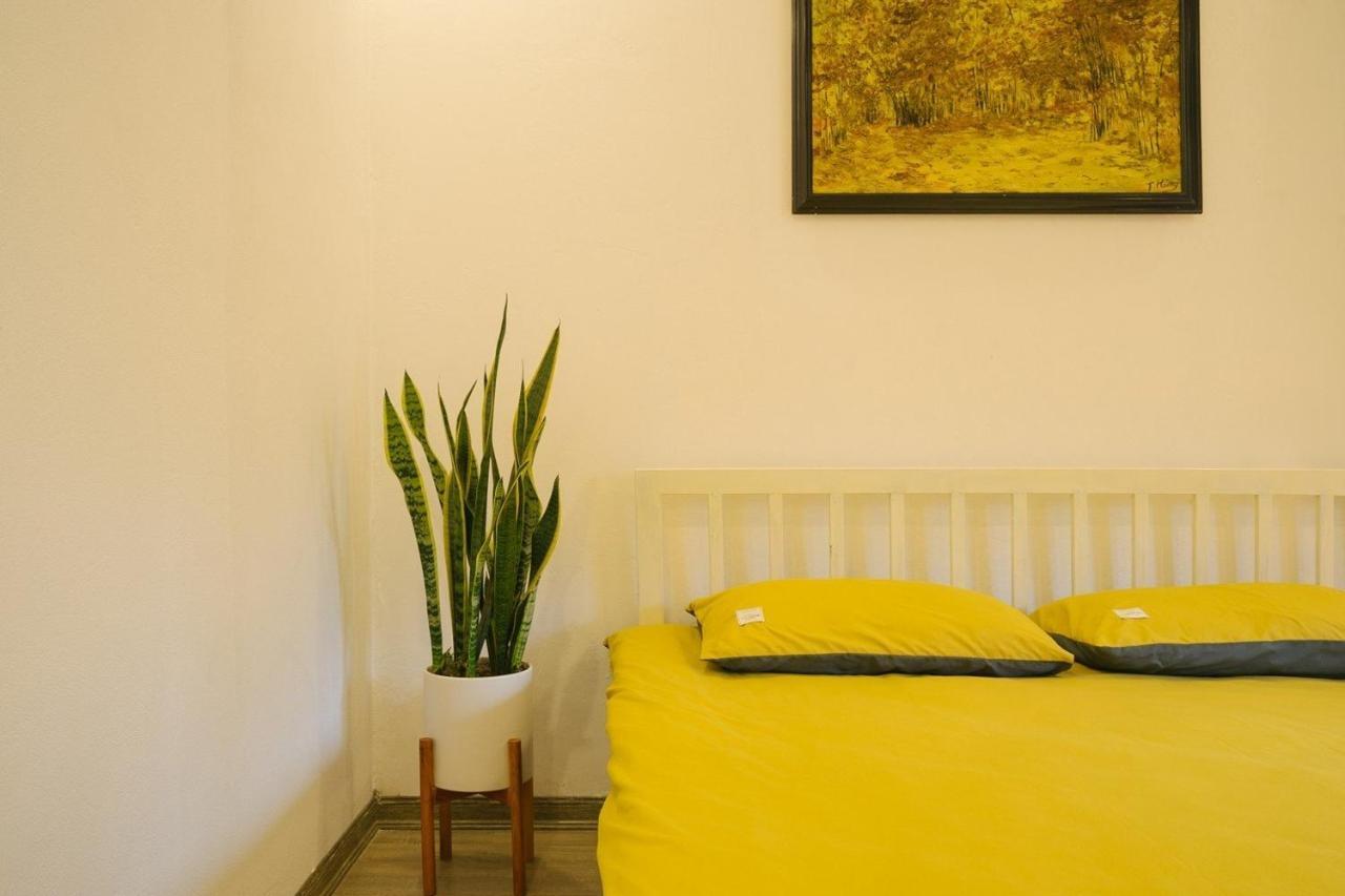 Appartamento Michi House 3 Le Hong Phong, Doi Dien Lang Bac Hanoi Esterno foto
